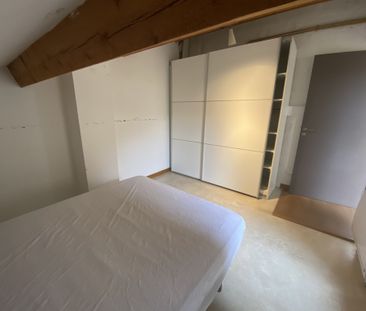 Location Appartement 3 pièces 86m² ARLES 13200 - Photo 4