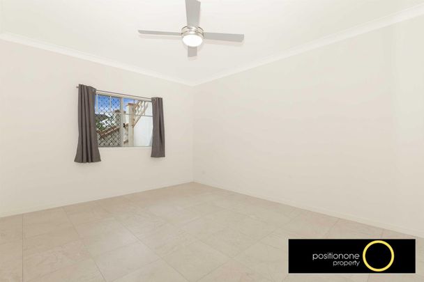 Spacious Ground Floor 1 Bedroom Unit - Photo 1