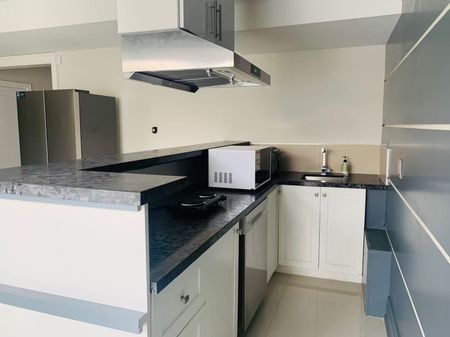 For Lease - 108 Patricia Avenue, Toronto, Ontario - Photo 4