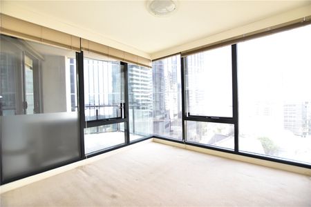 1102/63 Whiteman Street - Photo 5