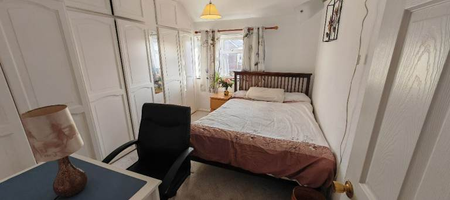 1 bedroom in a house share to rent - Photo 3