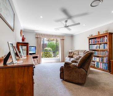 Stunning Family Home in Thurgoona with an additional space for your... - Photo 2