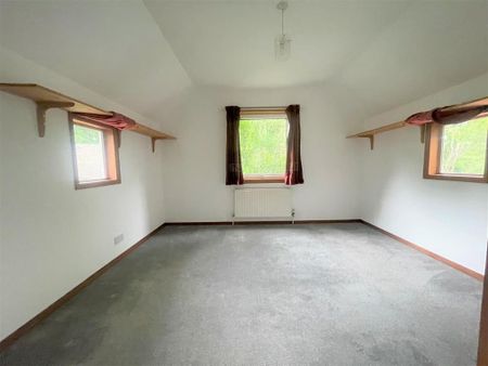 3 bedroom detached house to rent - Photo 3