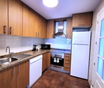 Piso de alquiler en Calle Cortijo de las Aguzaderas, 5, La Alcaidesa - Photo 3