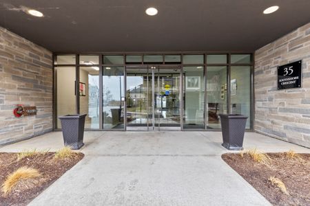 For Lease - 35 Southshore Crescent Unit# 230, Hamilton, Ontario - Photo 5