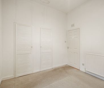Flat 1 - Photo 3