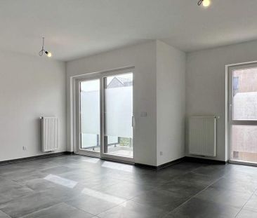 Appartement te huur in Court-Saint-Etienne voor € 1.100 met 2 slaap... - Photo 3