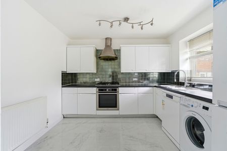 Available from 23/02/2026 - Photo 4