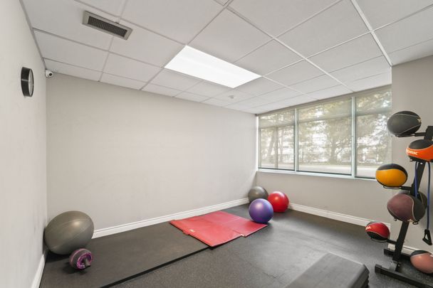 For Lease - 50 Elm Drive Unit# 1706, Mississauga, Ontario - Photo 1