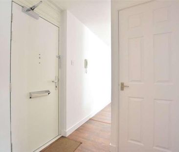 Antelope Road, Woolwich Dockyard, Woolwich, London, SE18 - Photo 1