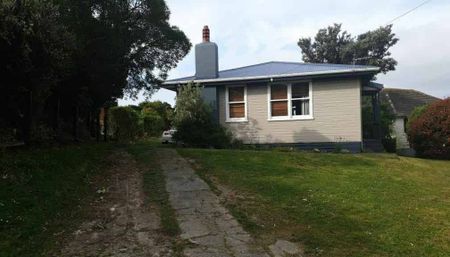 2 bedrooms in Pikarere Street - Photo 3