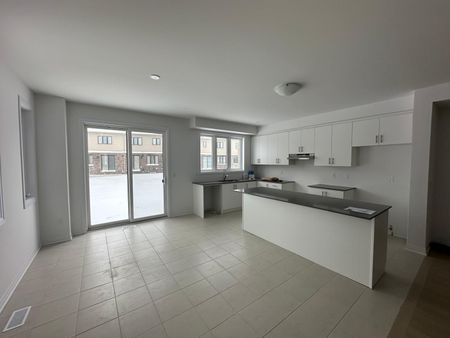 For Lease - 67 Manuel Street, Stratford, Ontario - Photo 4