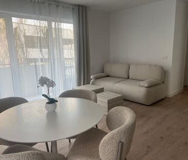 Mieszkanie na wynajem - Zdjęcie 2