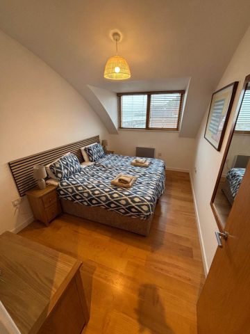 *BALCONY* Marine Road, Eastbourne *LIFT ACCESS* - Photo 3