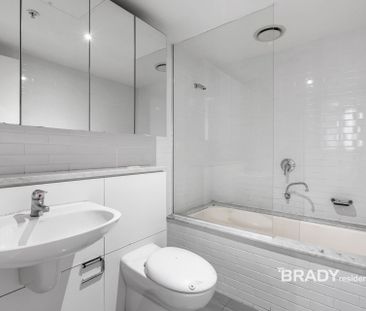 1007/22-40 Wills Street, Melbourne - Photo 6