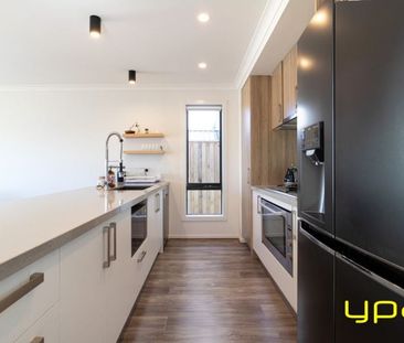 Affordable Modern Living in Cranbourne West - Photo 2