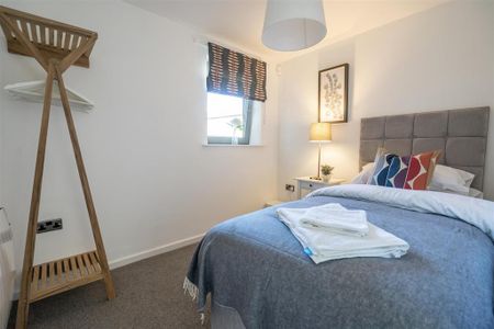 2 bedroom apartment to rent - Photo 5