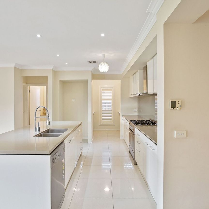 10 Yellowbox Drive, Point Cook. - Photo 1