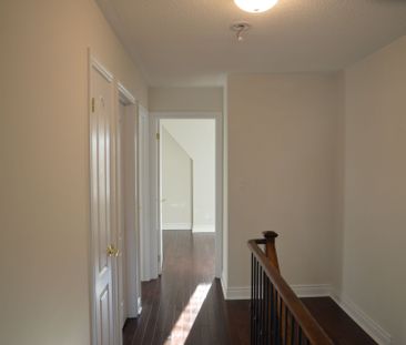 For Lease - 88 Mack Clement Lane, Richmond Hill, Ontario - Photo 4
