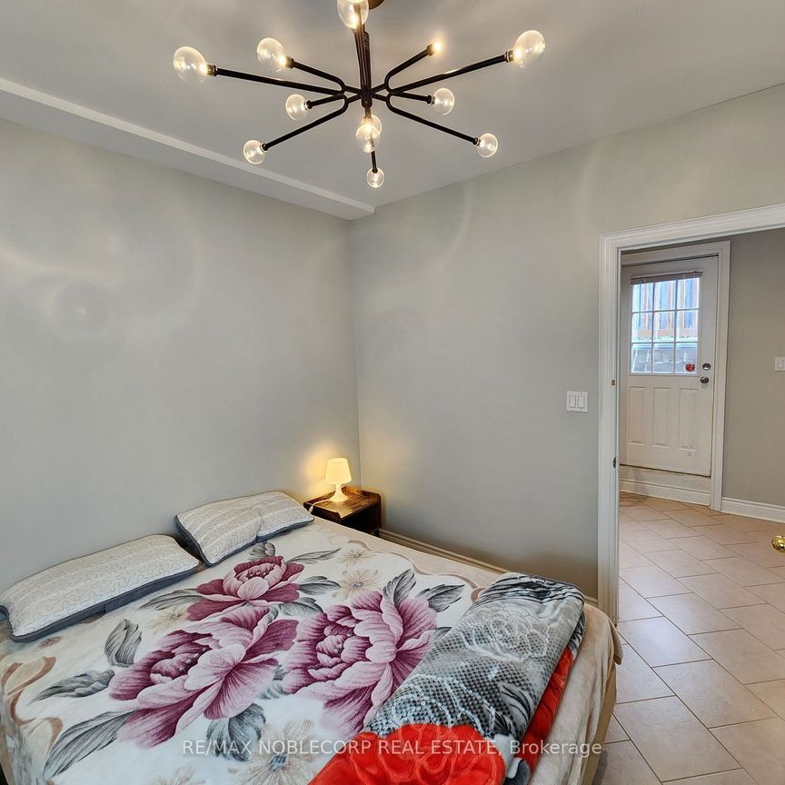 For Lease - 5 Twinberry Crescent Unit# Lower, Vaughan, Ontario - Photo 1