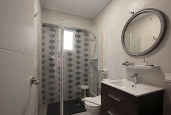 Fully renovated apartment for rent with 3 bedrooms in Denia