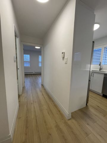 For Lease - 2940 Dundas Street Unit# 2, Toronto, Ontario - Photo 2