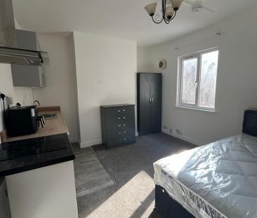 1 bedroom end of terrace house to rent - Photo 1