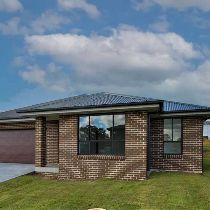81 Arkley Crescent, Claymore NSW 2559 - Photo 1