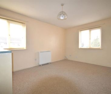Lincoln Road, Peterborough, PE1 2PW - Photo 1