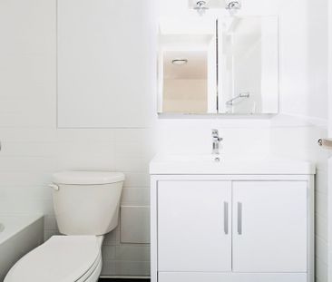 For Lease - 6200 Bathurst Street Unit# 912, Toronto, Ontario - Photo 2