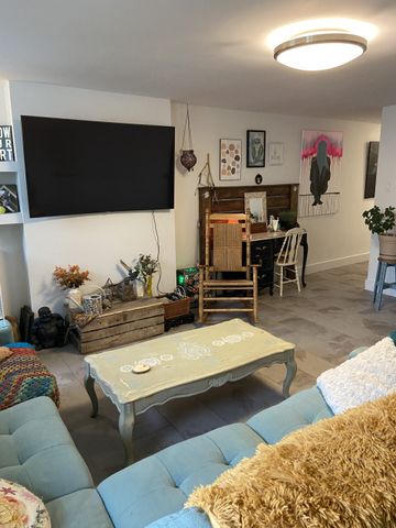 267 Charlotte Suite 1 - Photo 2