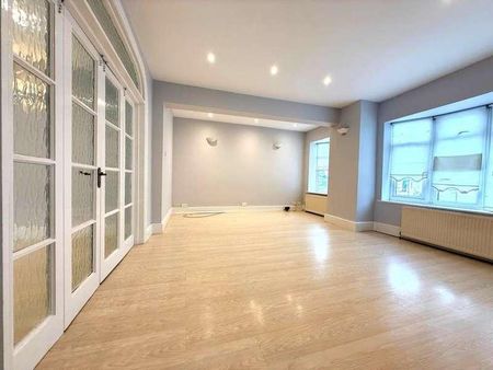 Deepdene Road, Welling, DA16 - Photo 2