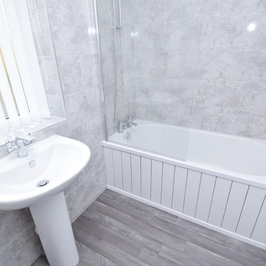 Wesley Street, Wakefield - Photo 1