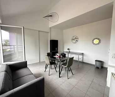 Location Appartement 1 pièce 33m² - Photo 1