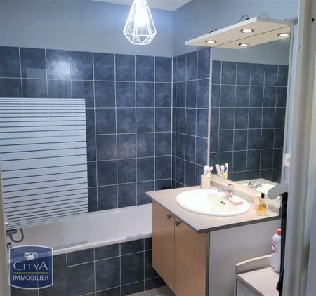 Location Appartement 2 pièces 37m² CASTELSARRASIN 82100 - Photo 4
