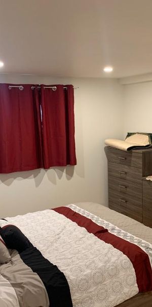 Spacious and bright renovated 3½ apartment - Photo 1