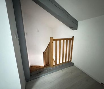 Location Appartement 4 pièces 71m² ST ETIENNE 42000 - Photo 4