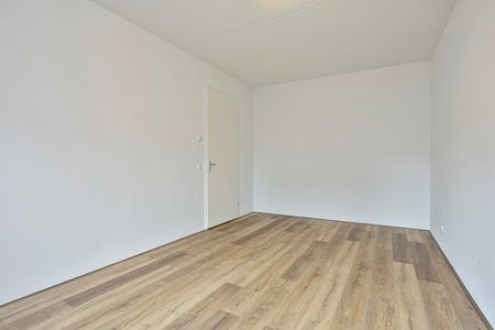 Te huur: Huis Rachel Ruyschstraat in Eindhoven - Foto 2