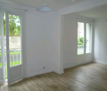 Location Appartement 1 pièce 36m² JARNAC 16200 - Photo 1