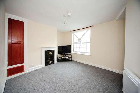 Priory Street, Newport Pagnell, MK16 - Photo 4