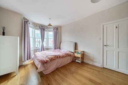 Hopedale Road, London, SE7 - Photo 3