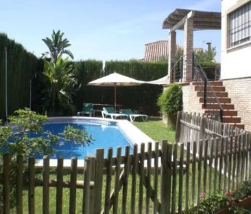 4 room luxury Flat for rent in Almensilla, Andalusia - Photo 2