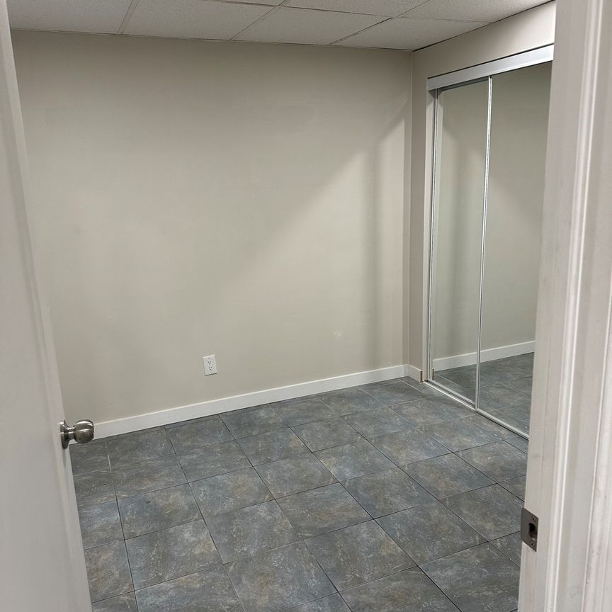 For Lease - 425 Jane Street Unit# 10, Toronto, Ontario - Photo 1