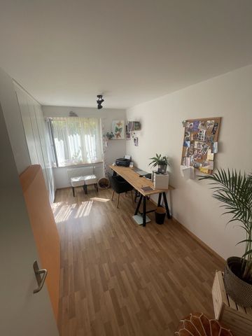 APPARTEMENT DE 3 PIÈCES À STETTLEN (BE), MEUBLÉ, TEMPORAIRE - Foto 2