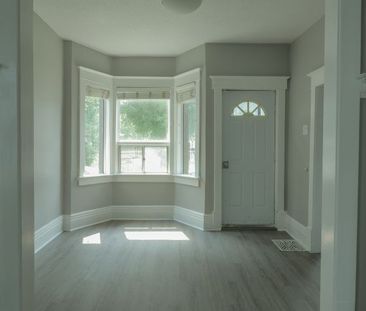Aberdeen Avenue, Winnipeg, MB, R2X 0V9 - Photo 4