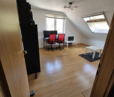 Privé kamer + woonkamer/bureau + badkamer te huu - Foto 1