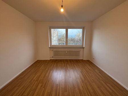 Schöne und helle 3-Zimmer-Wohnung mit Balkon in Augsburg Hochzoll-Süd zu vermieten - Photo 4