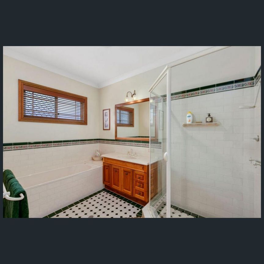 35 Nerang River Drive, Nerang, Qld 4211 - Photo 1
