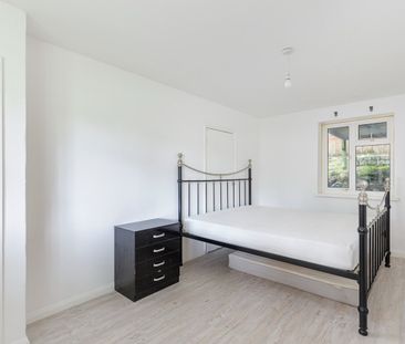 4 Bed Terraced House, The Avenue, BN2 - Photo 6