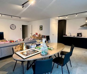 Appartement te huur in Ronse voor € 820 met 2 slaapkamers - Photo 2